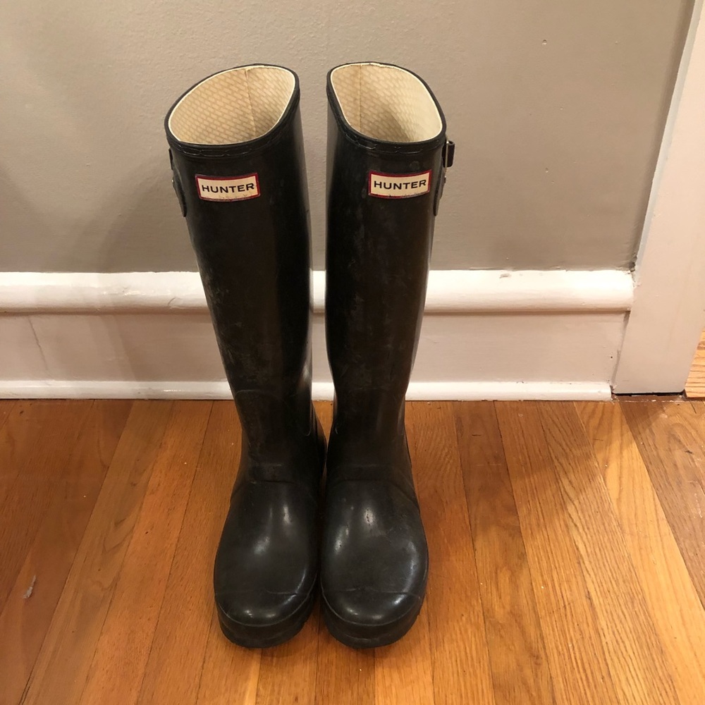 Black high Hunter rain boots